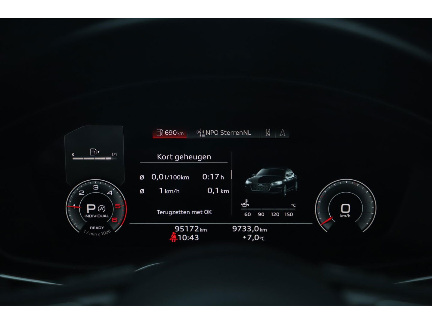 Audi A5 Sportback 35 TDI S-Line edition Automaat Navarra Blue Full LED Wegklapbare Trekhaak Virtual Cockpit Navigatie Achteruitrijcamera Clima Cruise Parkeersensor Half Leder Sportstoelen Draadloos Carplay