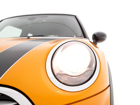 MINI Mini 1.5 Cooper Chili Business *NAVI-FULLMAP | SPORT-SEATS | 1/2-LEATHER | AMBIENT-LIGHT | ECC | PDC | CRUISE | 16''ALU*