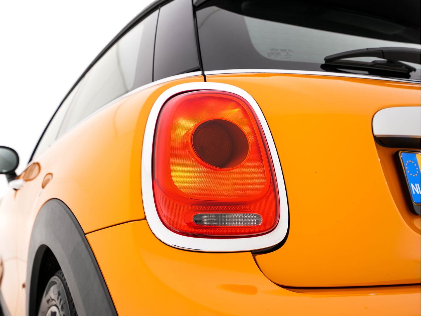 MINI Mini 1.5 Cooper Chili Business *NAVI-FULLMAP | SPORT-SEATS | 1/2-LEATHER | AMBIENT-LIGHT | ECC | PDC | CRUISE | 16''ALU*