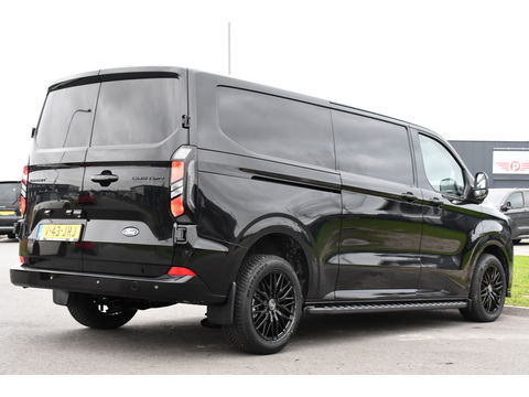Ford Transit Custom 320 2.0 TDCI L2H1 Black Edition Limited Adaptieve Cruise, Camera, Virtual, Automaat, 70PK, Carplay, Multimedia, Stoelverwarming, UNIEK!