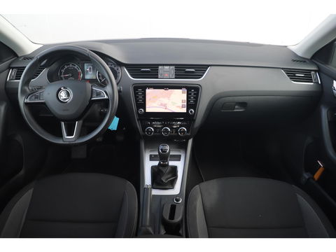 Škoda Octavia 1.0 TSI Greentech Ambition Business Navigatie Clima Cruise PDC LMV Bluetooth LED Carplay Android Auto