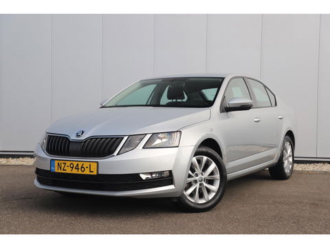 Škoda Octavia 1.0 TSI Greentech Ambition Business Navigatie Clima Cruise PDC LMV Bluetooth LED Carplay Android Auto