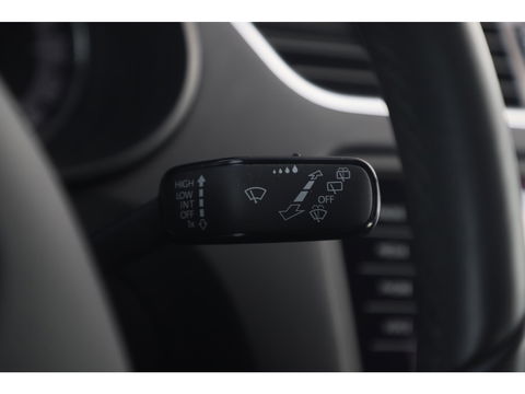 Škoda Octavia 1.0 TSI Greentech Ambition Business Navigatie Clima Cruise PDC LMV Bluetooth LED Carplay Android Auto