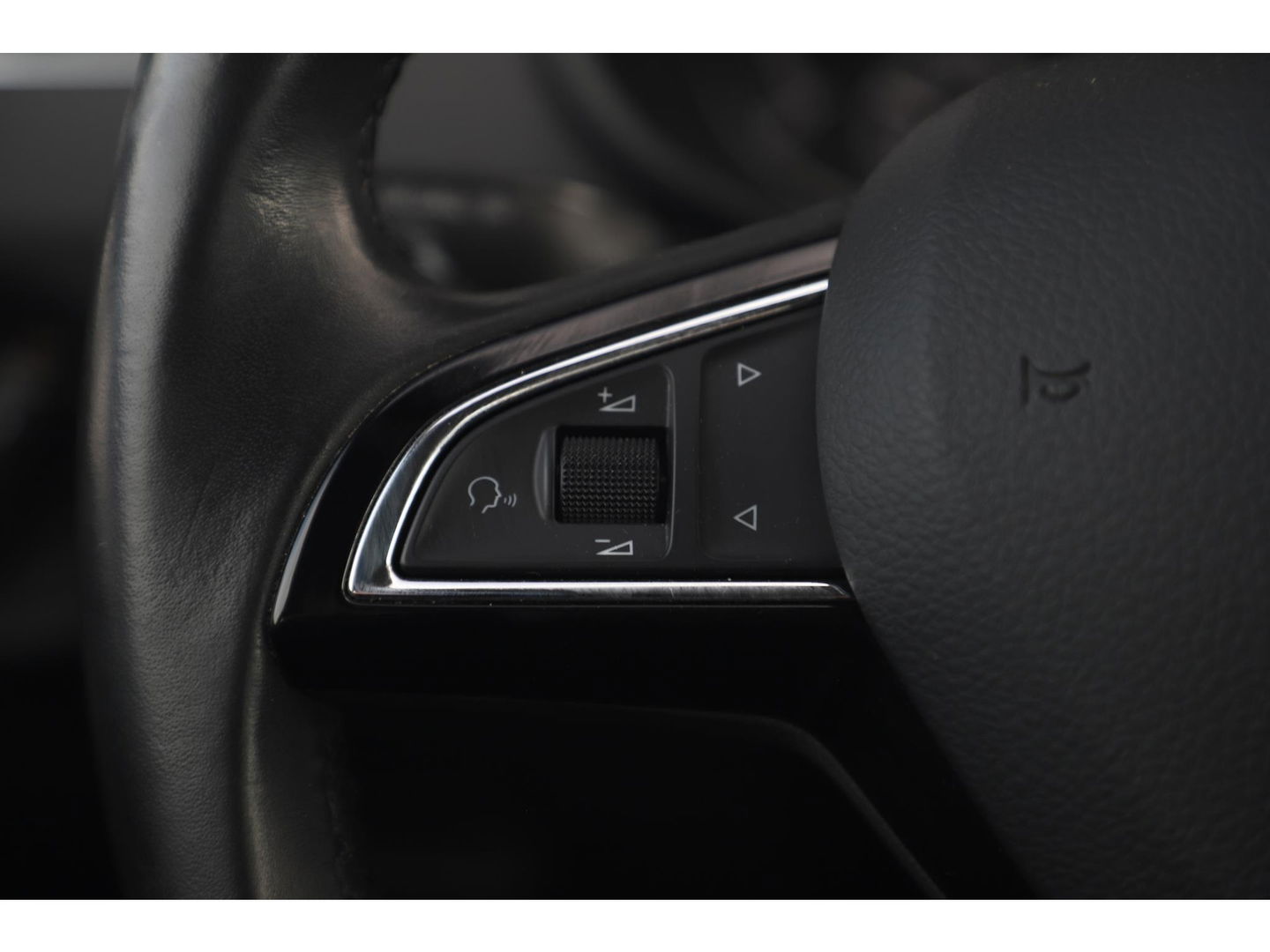 Škoda Octavia 1.0 TSI Greentech Ambition Business Navigatie Clima Cruise PDC LMV Bluetooth LED Carplay Android Auto