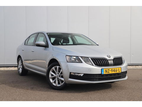 Škoda Octavia 1.0 TSI Greentech Ambition Business Navigatie Clima Cruise PDC LMV Bluetooth LED Carplay Android Auto