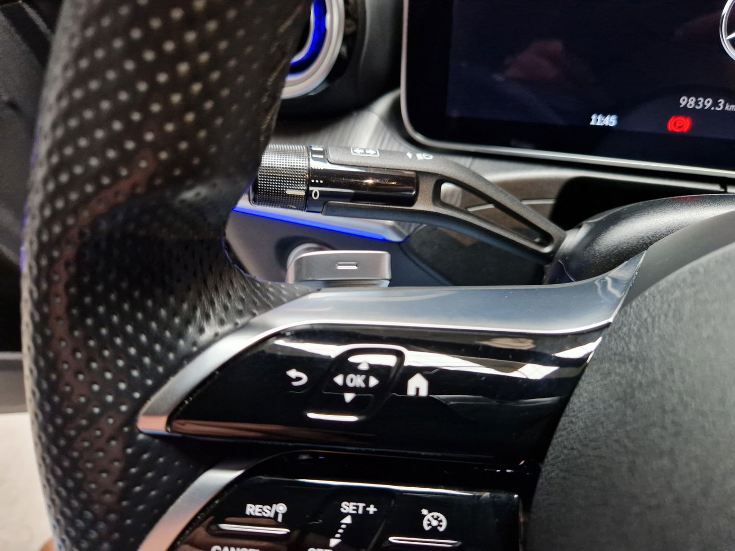 Mercedes-Benz C-Klasse 300 AMG Line Sfeer Camera Cruise Navi Leder 19"LM