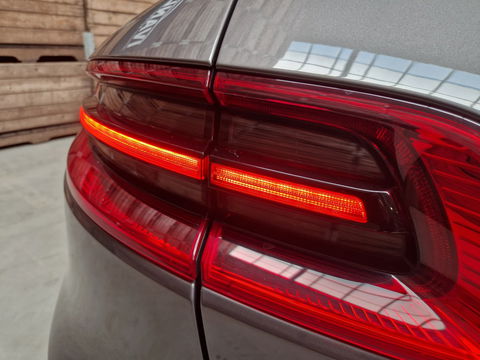 Porsche Macan 3.6 Turbo Pano leder luchtv. sport chrono Burm Navi camera 21"LM 400PK!