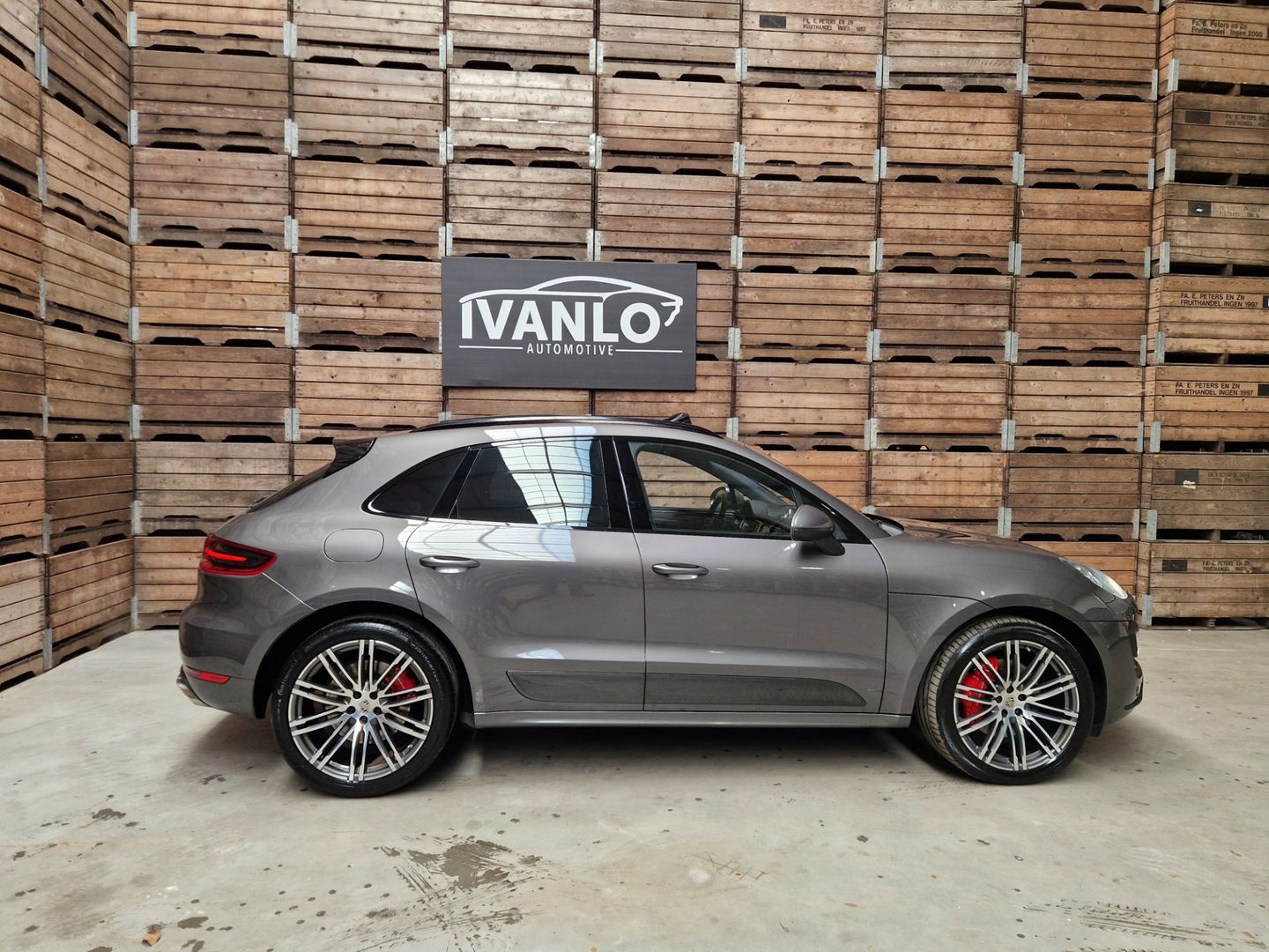 Porsche Macan 3.6 Turbo Pano leder luchtv. sport chrono Burm Navi camera 21"LM 400PK!