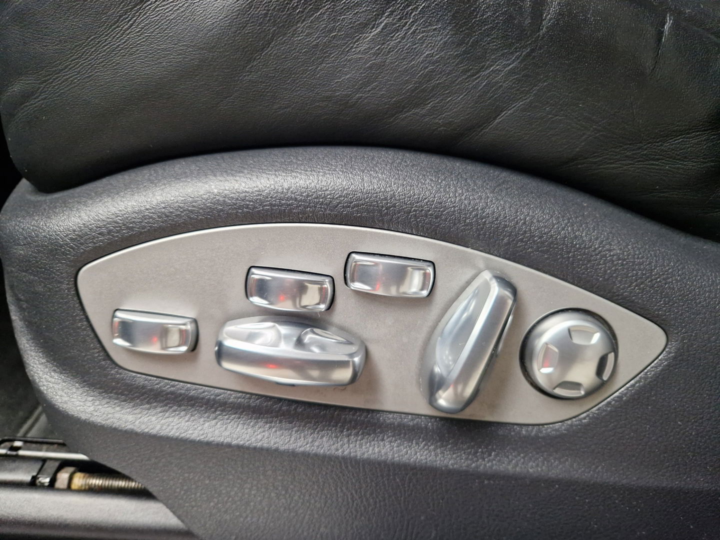 Porsche Macan 3.6 Turbo Pano leder luchtv. sport chrono Burm Navi camera 21"LM 400PK!