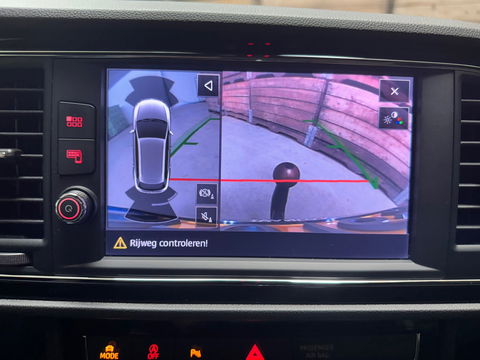 SEAT León ST 1.5 TSI FR Ultimate Edition Black Pano Camera LED Navi Cruise LM