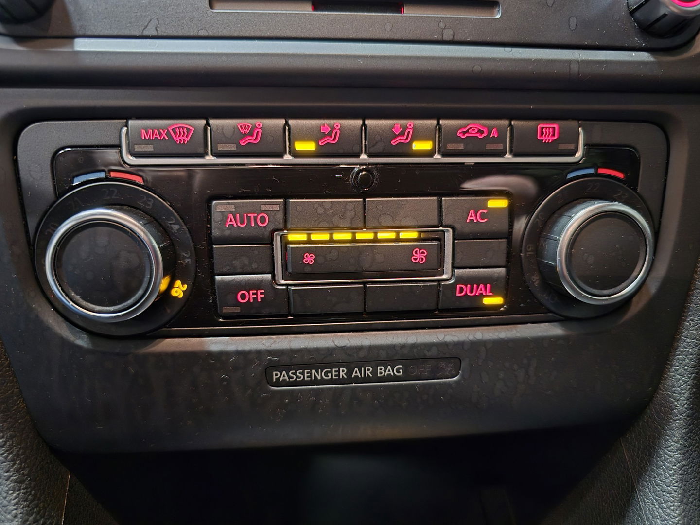 Volkswagen Golf 2.0 GTI Navigatie clima cruise LM 211PK **nieuwe motor gemonteerd**