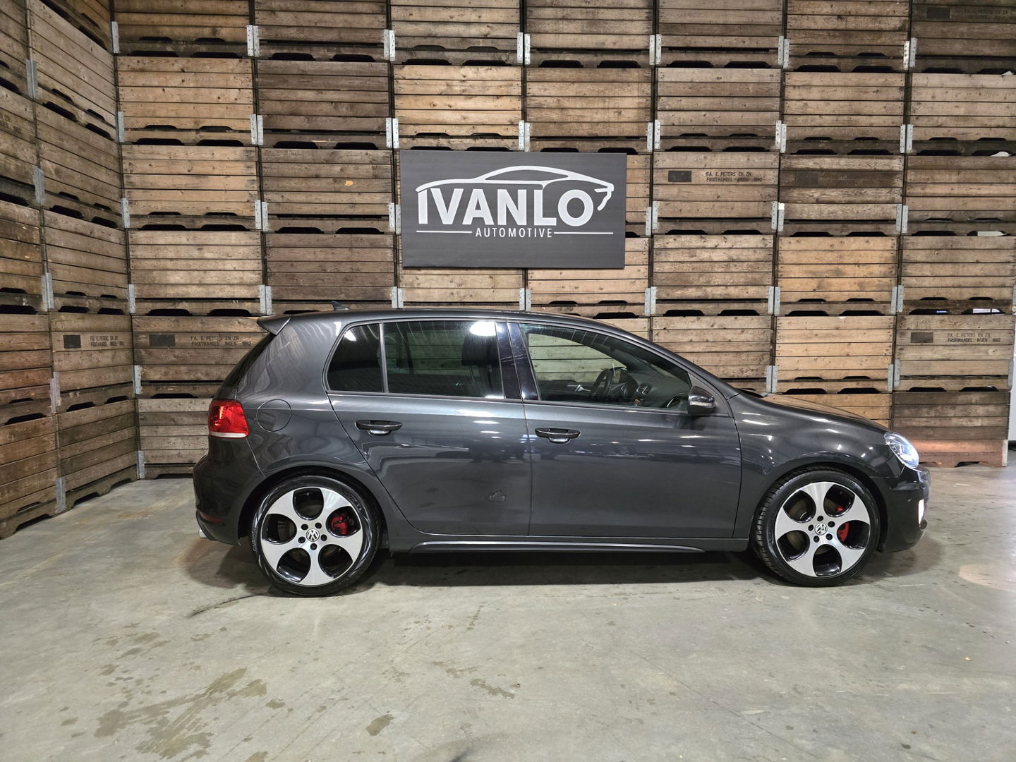 Volkswagen Golf 2.0 GTI Navigatie clima cruise LM 211PK **nieuwe motor gemonteerd**