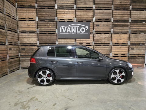 Volkswagen Golf 2.0 GTI Navigatie clima cruise LM 211PK **nieuwe motor gemonteerd**