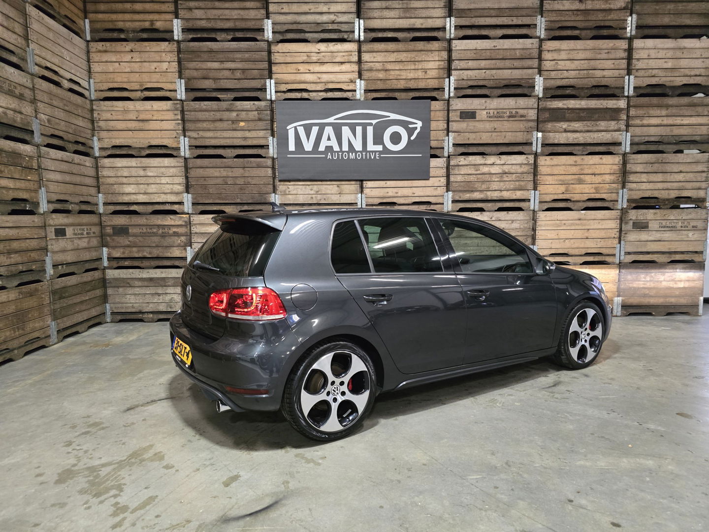 Volkswagen Golf 2.0 GTI Navigatie clima cruise LM 211PK **nieuwe motor gemonteerd**