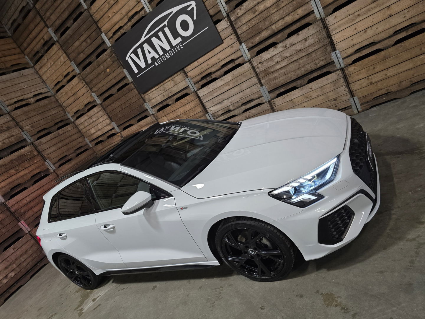 Audi A3 Sportback 30 TFSI S edition 3x S-line Pano VCP Navi LM