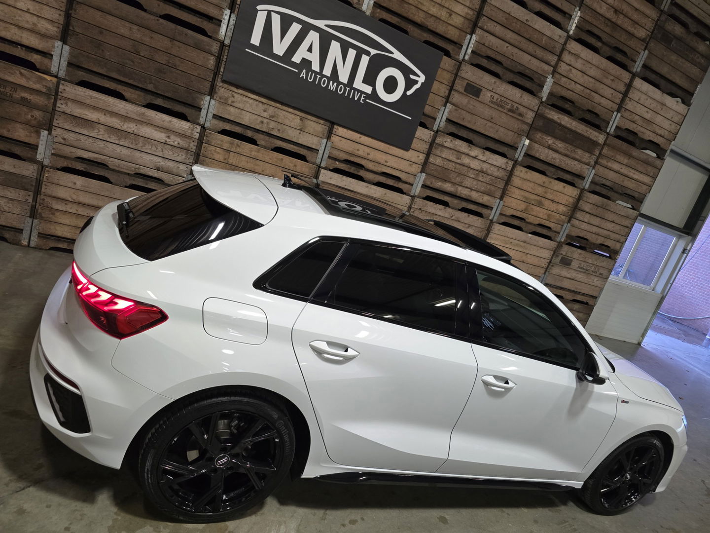 Audi A3 Sportback 30 TFSI S edition 3x S-line Pano VCP Navi LM