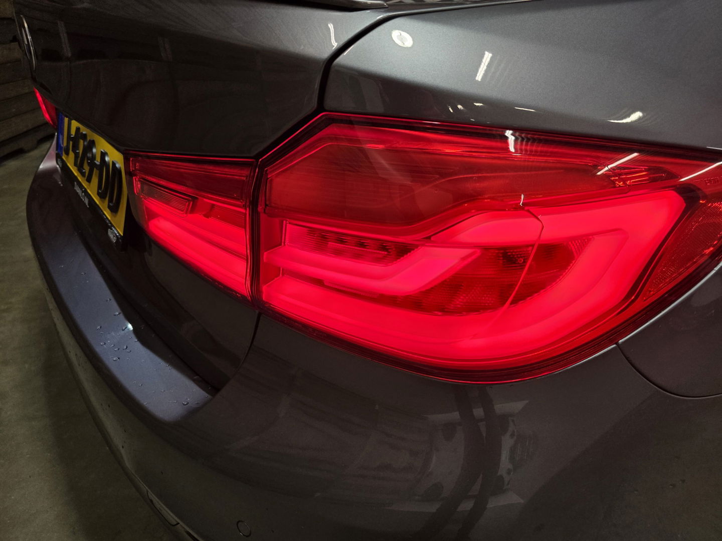 BMW 5 Serie 520i High Executive Edition Leder HUD Navi Camera LM