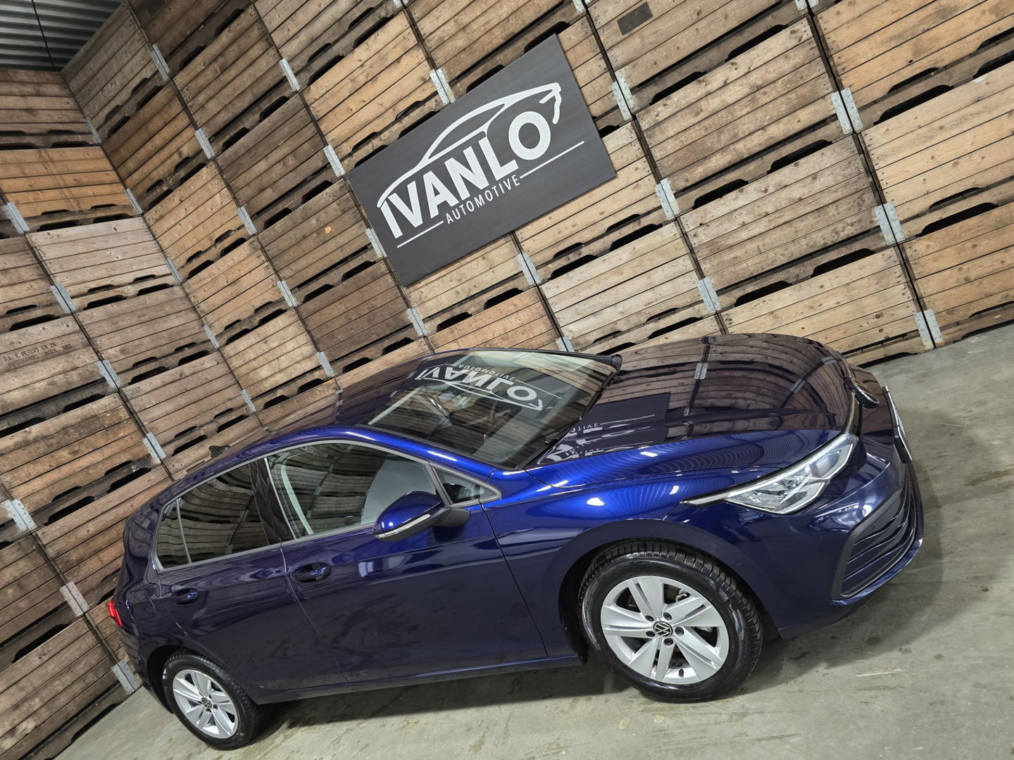 Volkswagen Golf 1.0 eTSI Life Navigatie PDC Sportstoelen Massage Clima LM