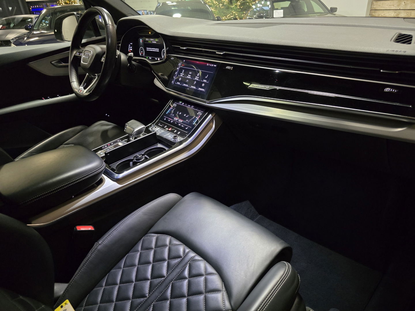 Audi Q7 60 TFSI e quattro Competition B&O Pano Led Matrix VCP Luchtvering 22"LM