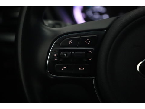 Kia Niro 1.6 GDi Hybrid DynamicLine 20X OP VOORRAAD! 140PK Automaat Half Leder Navigatie Camera Adaptive Cruise Lane Assist Clima Carplay Android