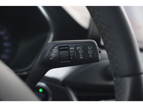 Ford FOCUS Wagon 1.0 EcoBoost Titanium Business Automaat Full LED Navigatie DAB Bang & Olufsen Clima Cruise PDC LMV Bluetooth