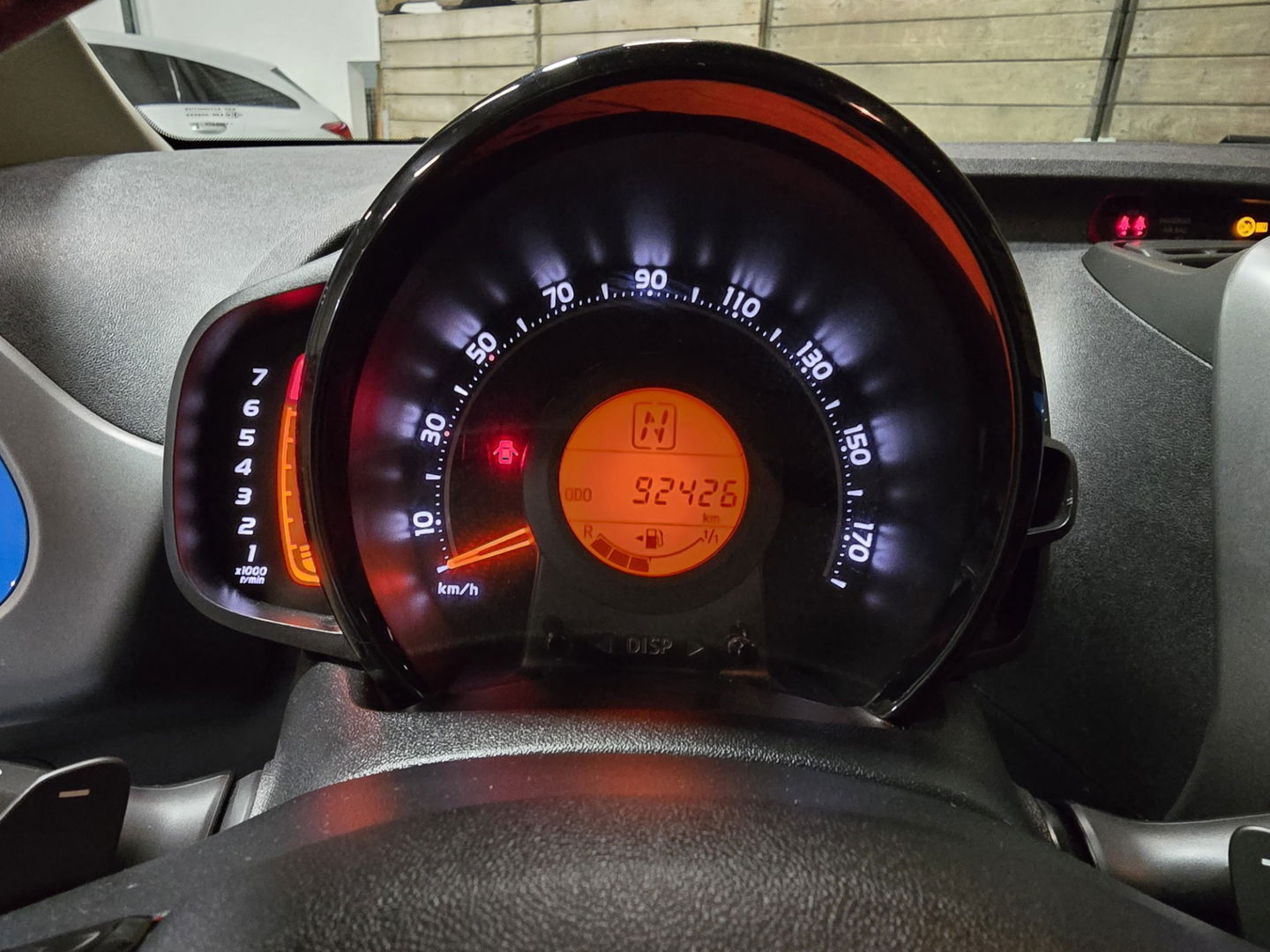 Toyota Aygo 1.0 VVT-i x-play Navigatie camera Automaat Airconditioning
