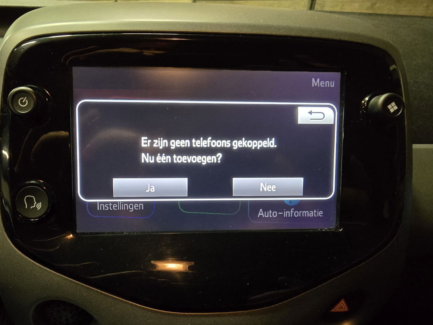 Toyota Aygo 1.0 VVT-i x-play Navigatie camera Automaat Airconditioning