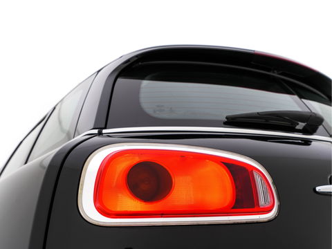 MINI Clubman 1.5 Cooper Business Aut. *PANO | SPORT-SEATS | NAVI-FULLMAP | AMBIENT-LIGHT | ECC | PDC | CRUISE | 17''ALU*