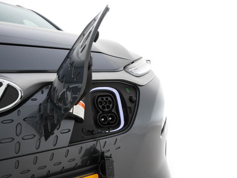 Hyundai KONA EV Fashion 64 kWh (INCL-BTW) Aut.*KRELL-AUDIO | HEAD-UP | NAVI-FULLMAP | KEYLESS | SHIFT-PADDLES | LANE-ASSIST | CAMERA | DAB | ECC | PDC | ADAPTIVE-CRUISE | COMFORT-SEATS | 17"ALU*