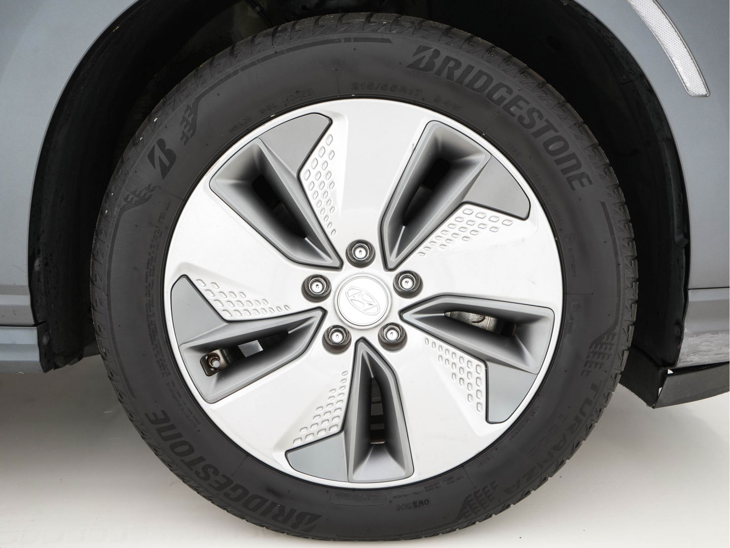 Hyundai KONA EV Fashion 64 kWh (INCL-BTW) Aut.*KRELL-AUDIO | HEAD-UP | NAVI-FULLMAP | KEYLESS | SHIFT-PADDLES | LANE-ASSIST | CAMERA | DAB | ECC | PDC | ADAPTIVE-CRUISE | COMFORT-SEATS | 17"ALU*