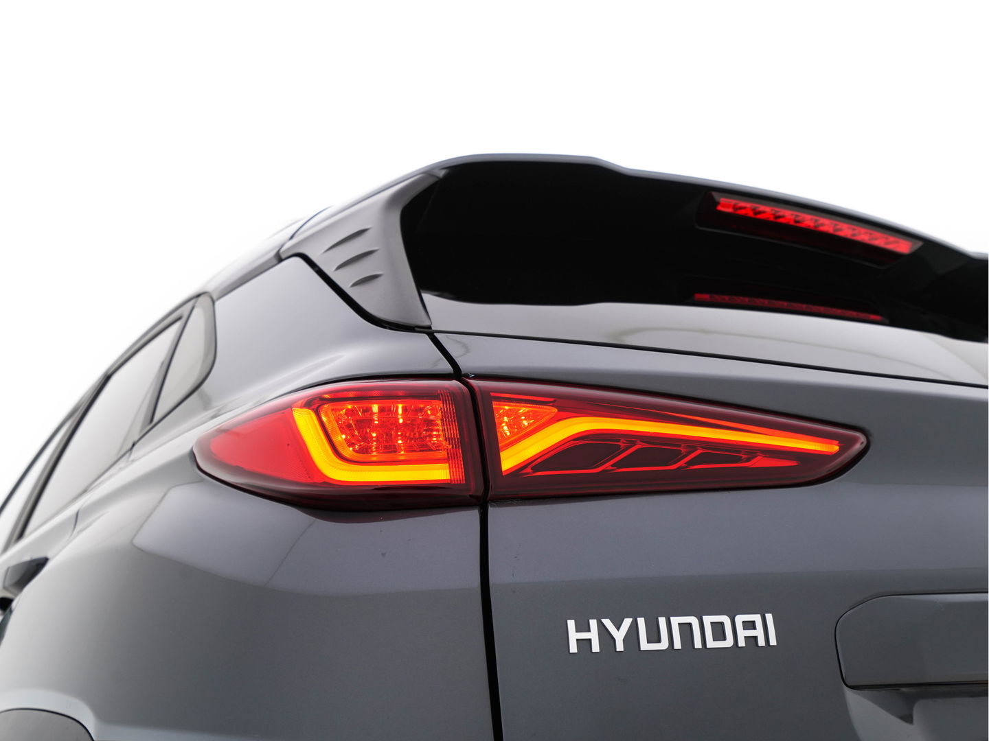 Hyundai KONA EV Fashion 64 kWh (INCL-BTW) Aut.*KRELL-AUDIO | HEAD-UP | NAVI-FULLMAP | KEYLESS | SHIFT-PADDLES | LANE-ASSIST | CAMERA | DAB | ECC | PDC | ADAPTIVE-CRUISE | COMFORT-SEATS | 17"ALU*