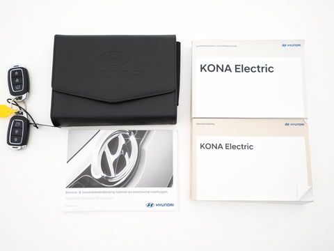 Hyundai KONA EV Fashion 64 kWh (INCL-BTW) Aut.*KRELL-AUDIO | HEAD-UP | NAVI-FULLMAP | KEYLESS | SHIFT-PADDLES | LANE-ASSIST | CAMERA | DAB | ECC | PDC | ADAPTIVE-CRUISE | COMFORT-SEATS | 17"ALU*