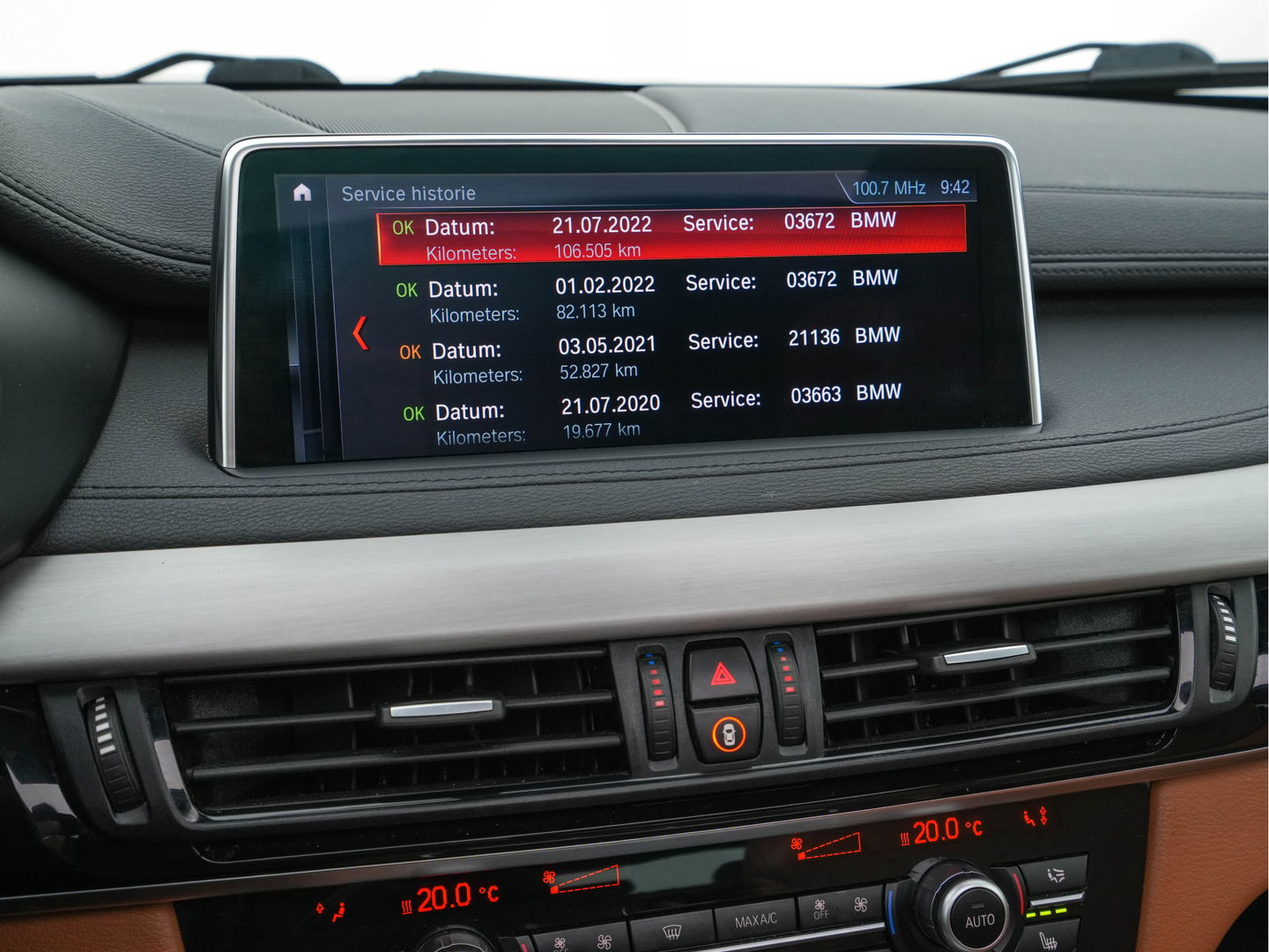 BMW X6 M50d M-Sport-Pack Innovation-Pack Aut. *PANO | HEAD-UP | DAKOTA-FULL-LEATHER | FULL-LED | HARMAN/KARDON-SURROUND | MEMORY-PACK | SURROUND-VIEW | NAVI-FULLMAP | SHIFT-PADDLES | ECC | PDC | CRUISE | SPORT-SEATS | 20''ALU*