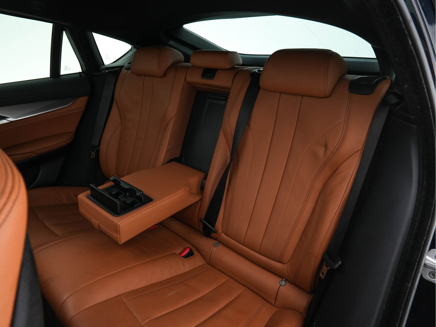 BMW X6 M50d M-Sport-Pack Innovation-Pack Aut. *PANO | HEAD-UP | DAKOTA-FULL-LEATHER | FULL-LED | HARMAN/KARDON-SURROUND | MEMORY-PACK | SURROUND-VIEW | NAVI-FULLMAP | SHIFT-PADDLES | ECC | PDC | CRUISE | SPORT-SEATS | 20''ALU*