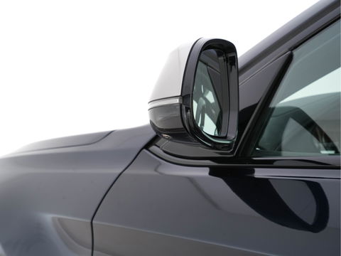 BMW X6 M50d M-Sport-Pack Innovation-Pack Aut. *PANO | HEAD-UP | DAKOTA-FULL-LEATHER | FULL-LED | HARMAN/KARDON-SURROUND | MEMORY-PACK | SURROUND-VIEW | NAVI-FULLMAP | SHIFT-PADDLES | ECC | PDC | CRUISE | SPORT-SEATS | 20''ALU*