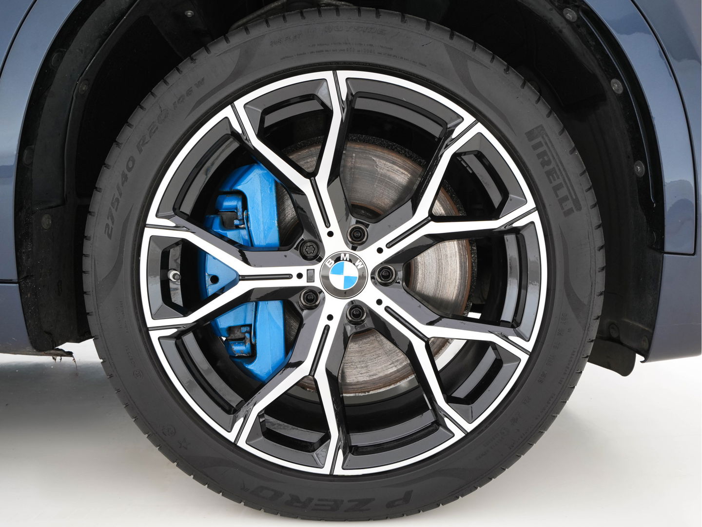BMW X6 M50d M-Sport-Pack Innovation-Pack Aut. *PANO | HEAD-UP | DAKOTA-FULL-LEATHER | FULL-LED | HARMAN/KARDON-SURROUND | MEMORY-PACK | SURROUND-VIEW | NAVI-FULLMAP | SHIFT-PADDLES | ECC | PDC | CRUISE | SPORT-SEATS | 20''ALU*