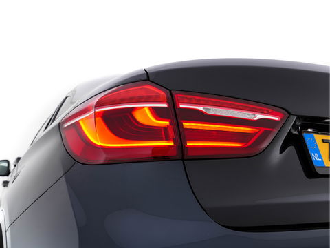 BMW X6 M50d M-Sport-Pack Innovation-Pack Aut. *PANO | HEAD-UP | DAKOTA-FULL-LEATHER | FULL-LED | HARMAN/KARDON-SURROUND | MEMORY-PACK | SURROUND-VIEW | NAVI-FULLMAP | SHIFT-PADDLES | ECC | PDC | CRUISE | SPORT-SEATS | 20''ALU*