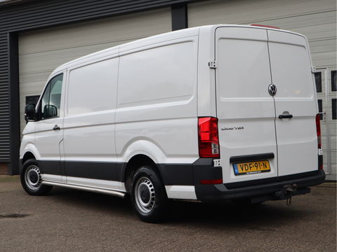 Volkswagen Crafter 35 2.0 TDI 141pk Euro 6 L2H1 - 3t kg Trekhaak - Navi - Cruise