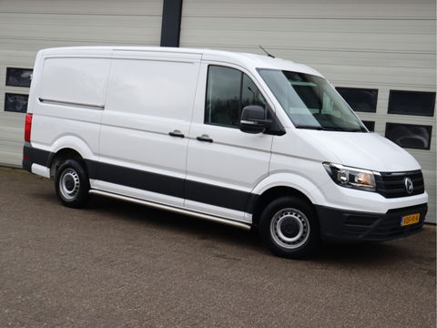 Volkswagen Crafter 35 2.0 TDI 141pk Euro 6 L2H1 - 3t kg Trekhaak - Navi - Cruise
