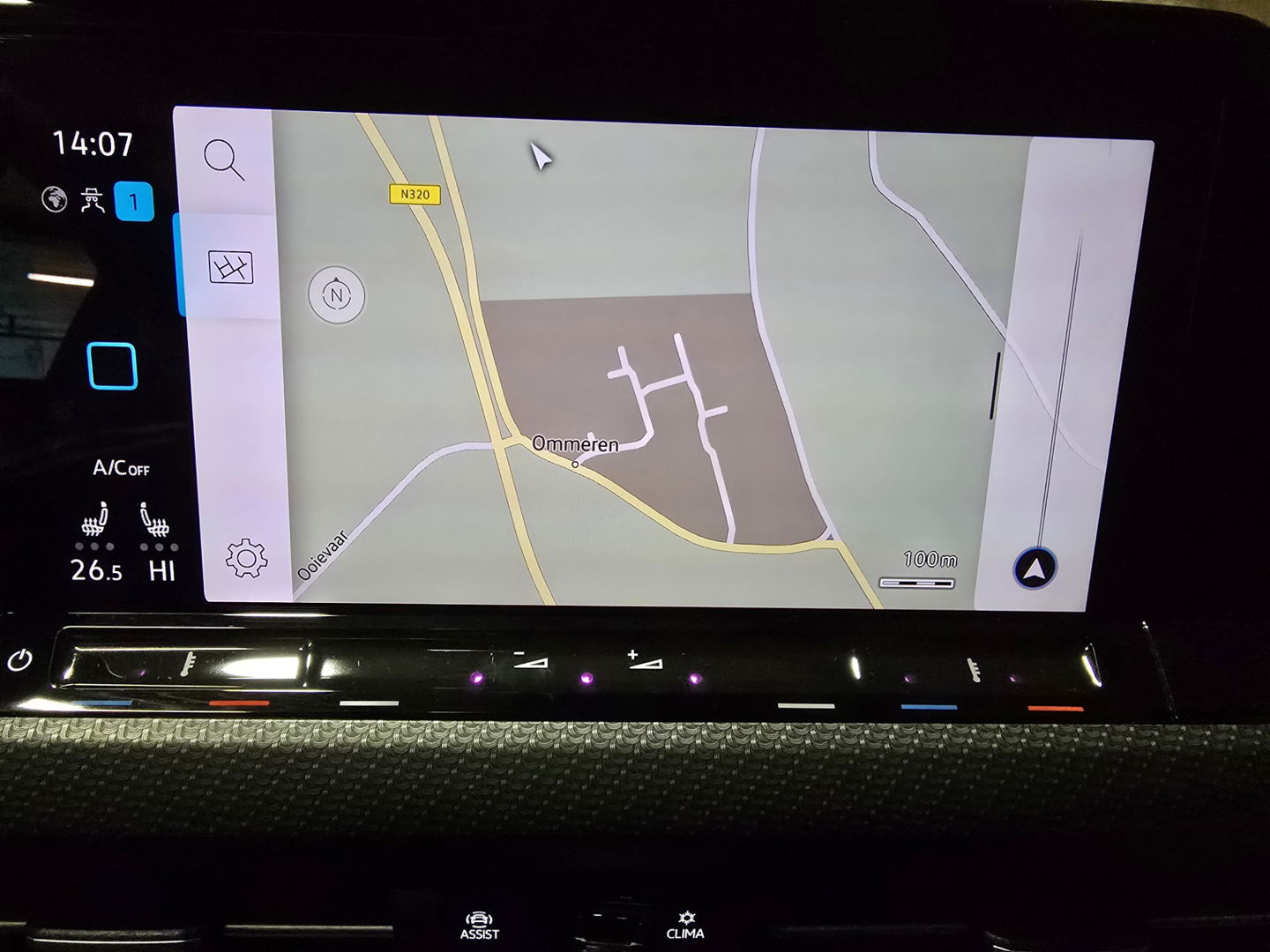 Volkswagen Golf 1.5 eTSI R-Line Business Pano Camera IQ TOP 18"LM