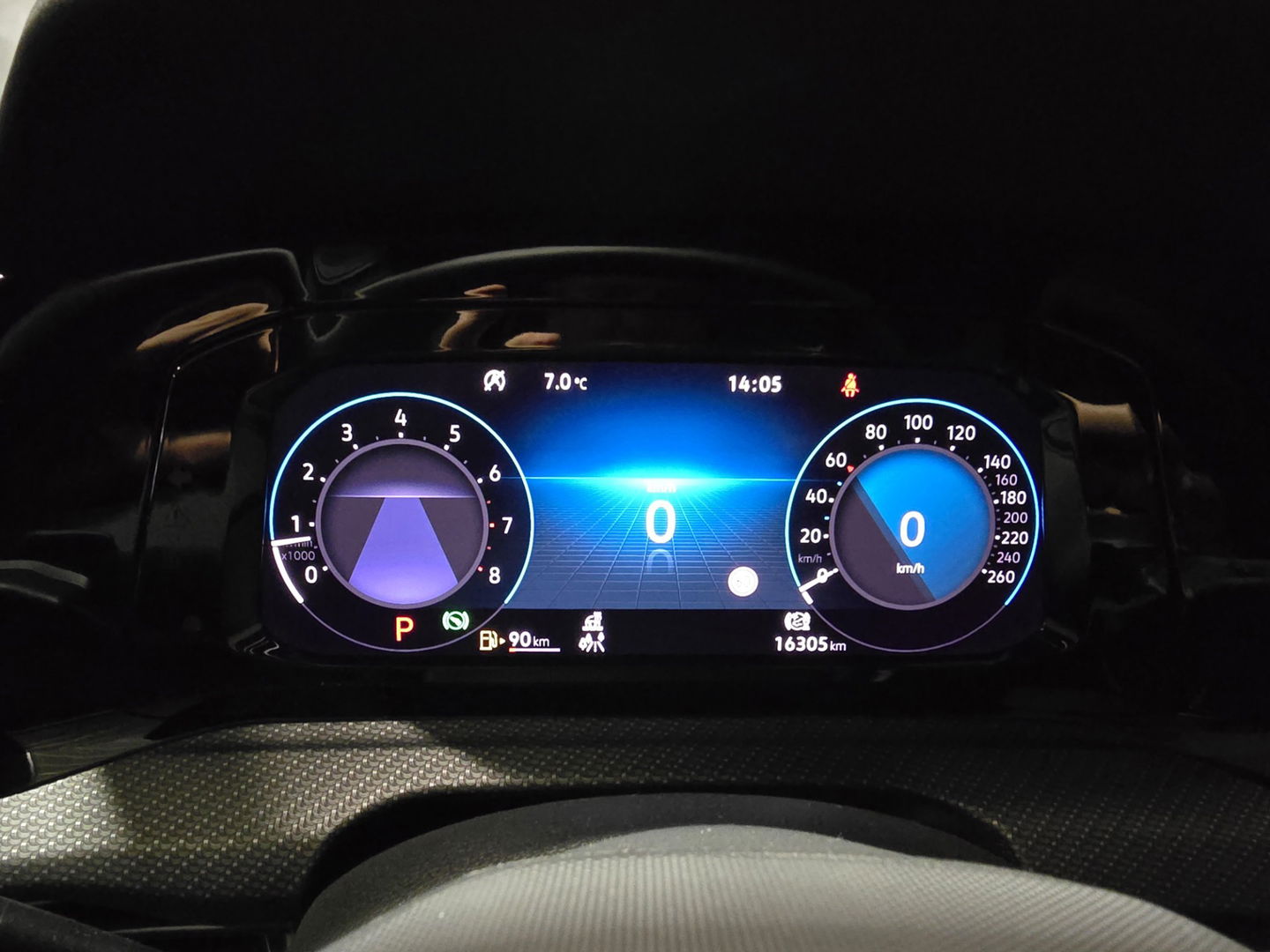 Volkswagen Golf 1.5 eTSI R-Line Business Pano Camera IQ TOP 18"LM