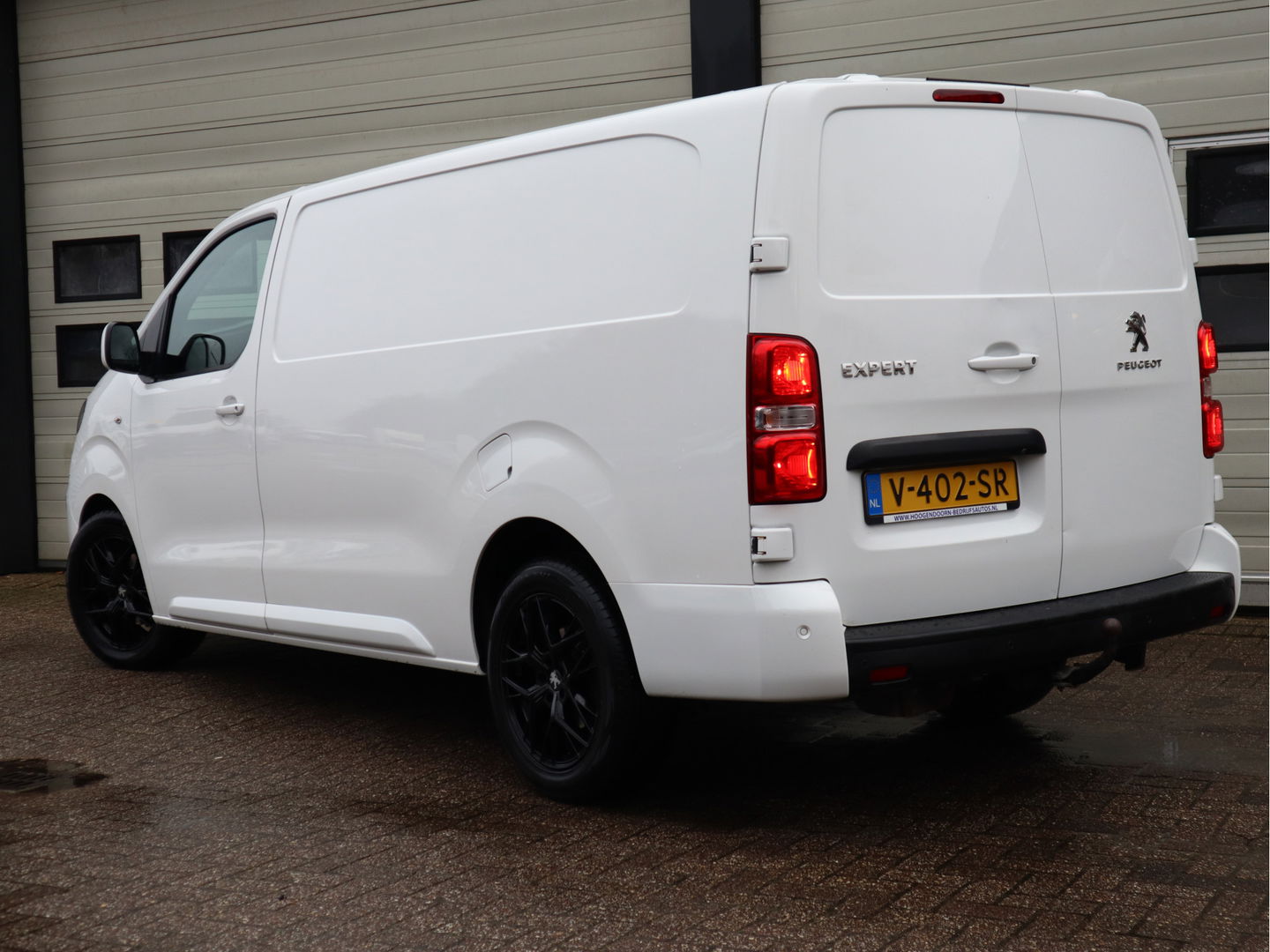 Peugeot Expert 2.0 BlueHDI 180pk Euro 6 Extra L3 Automaat - Trekhaak - Navi