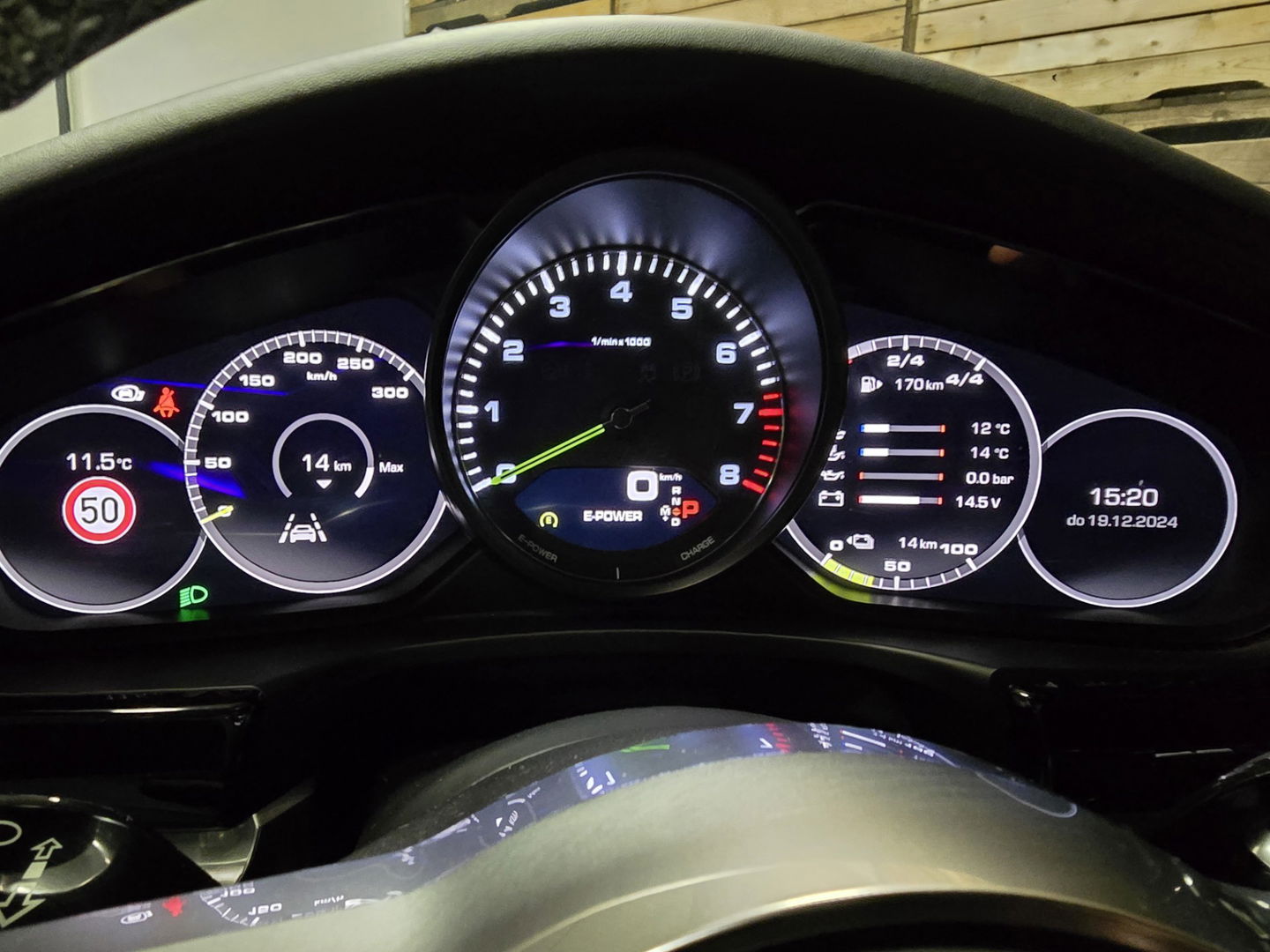 Porsche Panamera 2.9 4 E-Hybrid Pano Chrono Luchtv. 360 Memory 21"LM