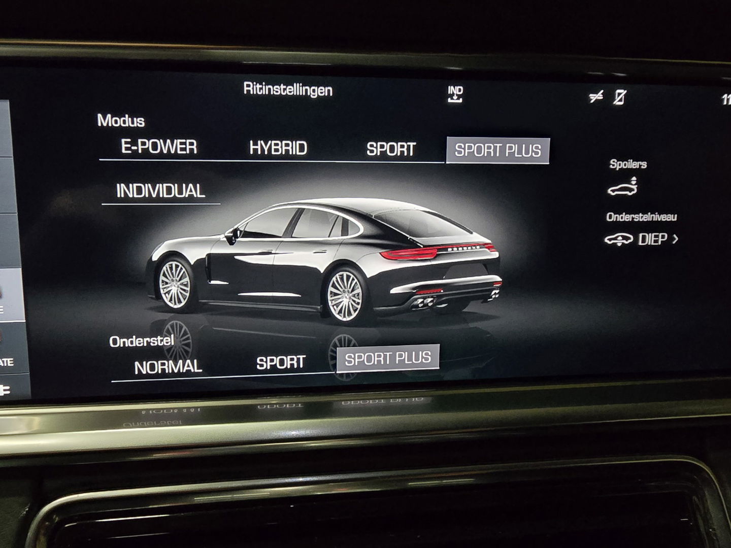 Porsche Panamera 2.9 4 E-Hybrid Pano Chrono Luchtv. 360 Memory 21"LM