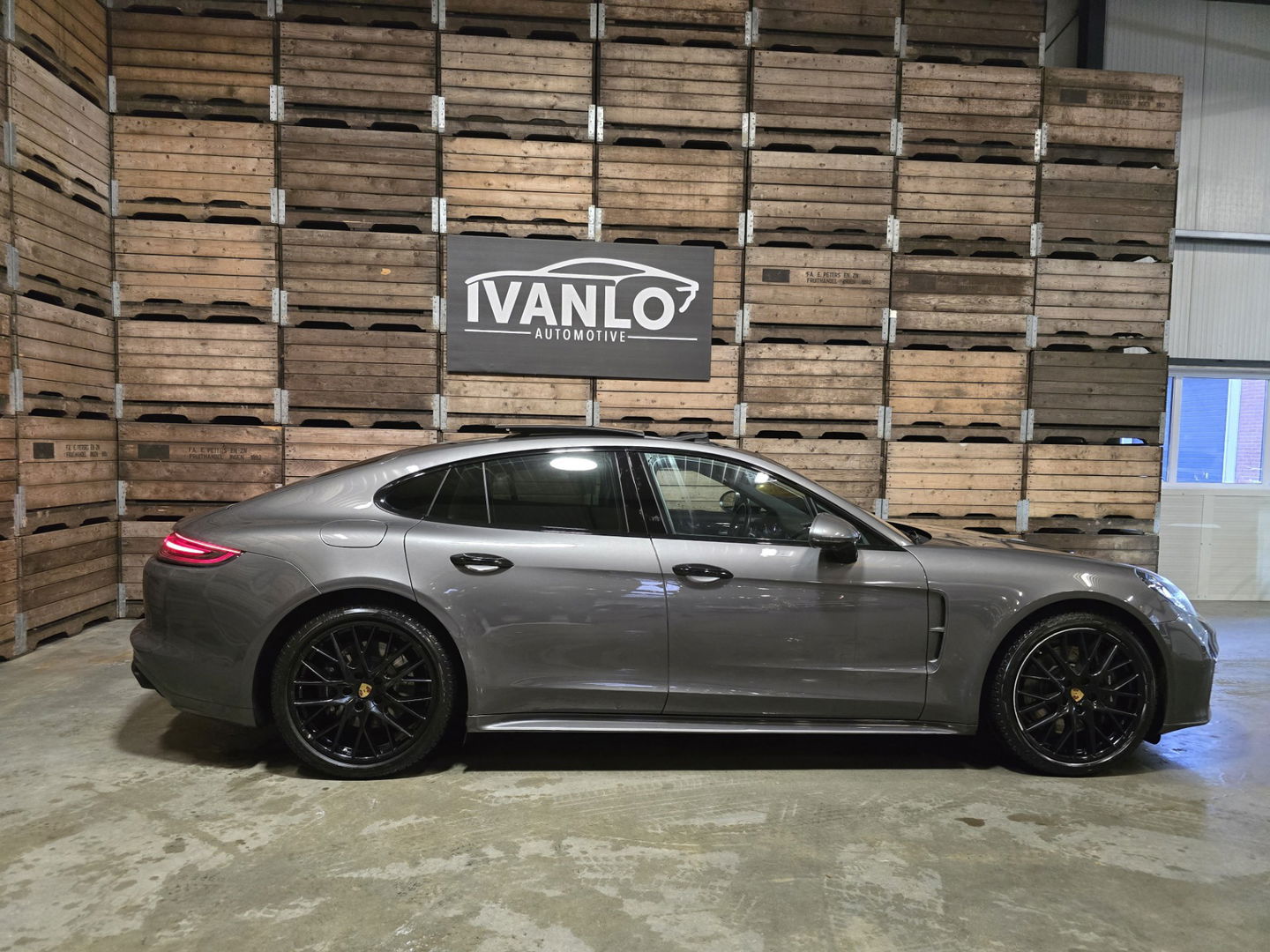 Porsche Panamera 2.9 4 E-Hybrid Pano Chrono Luchtv. 360 Memory 21"LM