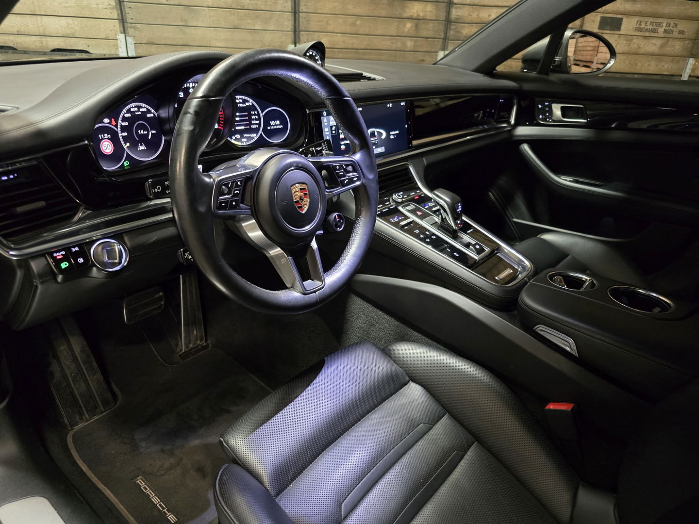 Porsche Panamera 2.9 4 E-Hybrid Pano Chrono Luchtv. 360 Memory 21"LM