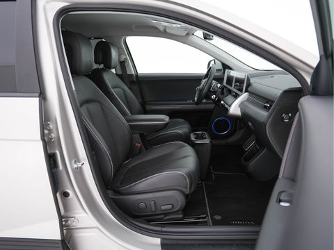 Hyundai IONIQ 5 Connect+ 73kWh [ 3-Fase ] (INCL-BTW) *FULL-LEATHER | BOSE-SOUND | HEATPUMP | FULL-LED | KEYLESS | NAVI-FULLMAP |  ADAPTIVE-CRUISE |  DAB | CAMERA | MEMORY-PACK | DIGI-COCKPIT | SHIFT-PADDLES | LANE-ASSIST...