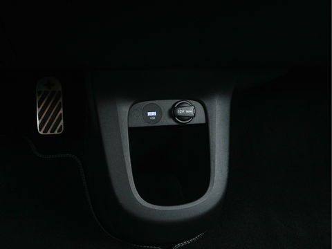 Hyundai IONIQ 5 Connect+ 73kWh [ 3-Fase ] (INCL-BTW) *FULL-LEATHER | BOSE-SOUND | HEATPUMP | FULL-LED | KEYLESS | NAVI-FULLMAP |  ADAPTIVE-CRUISE |  DAB | CAMERA | MEMORY-PACK | DIGI-COCKPIT | SHIFT-PADDLES | LANE-ASSIST...