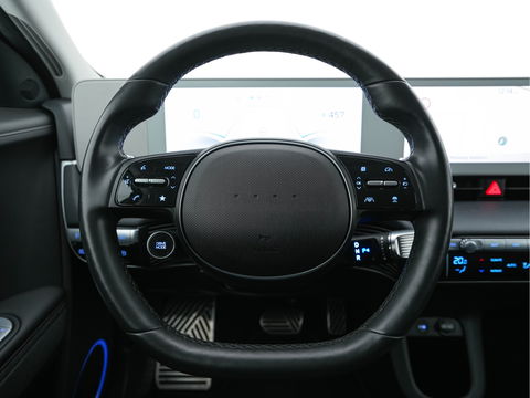 Hyundai IONIQ 5 Connect+ 73kWh [ 3-Fase ] (INCL-BTW) *FULL-LEATHER | BOSE-SOUND | HEATPUMP | FULL-LED | KEYLESS | NAVI-FULLMAP |  ADAPTIVE-CRUISE |  DAB | CAMERA | MEMORY-PACK | DIGI-COCKPIT | SHIFT-PADDLES | LANE-ASSIST...