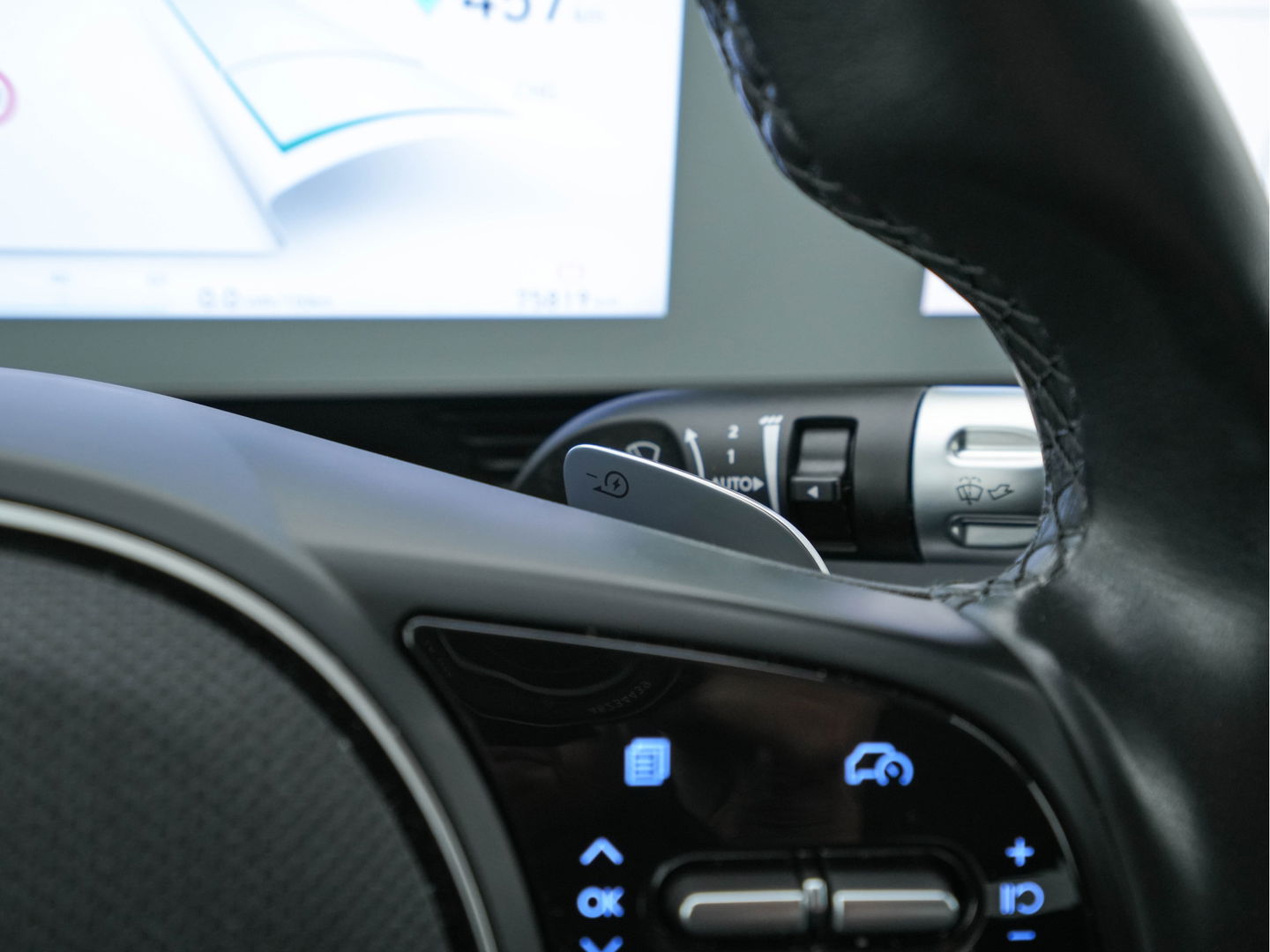 Hyundai IONIQ 5 Connect+ 73kWh [ 3-Fase ] (INCL-BTW) *FULL-LEATHER | BOSE-SOUND | HEATPUMP | FULL-LED | KEYLESS | NAVI-FULLMAP |  ADAPTIVE-CRUISE |  DAB | CAMERA | MEMORY-PACK | DIGI-COCKPIT | SHIFT-PADDLES | LANE-ASSIST...